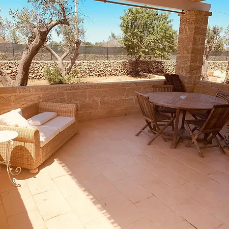 Aparthotel Borgo Rosso Terra 4*