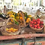 Lägenhetshotell Borgo Rosso Terra 4*