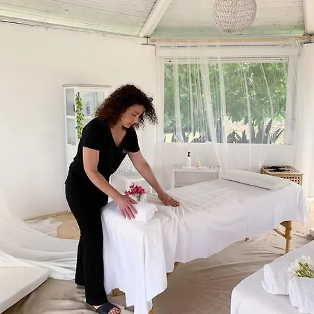 Apartmanhotel Borgo Rosso Terra 4*