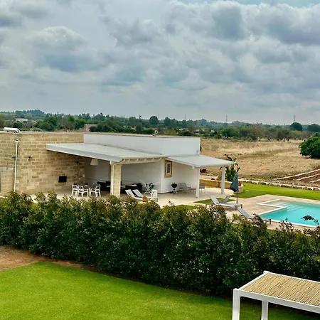 Borgo Rosso Terra Aparthotel 3*