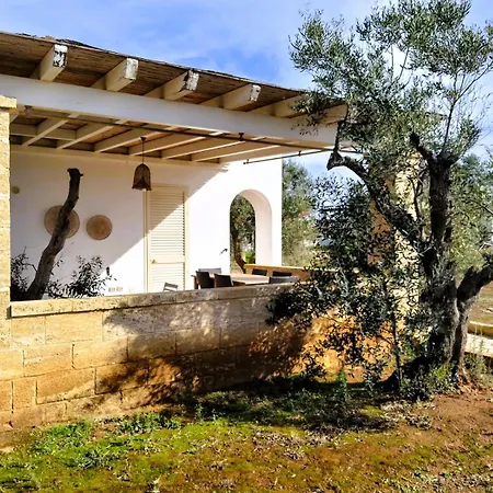 Borgo Rosso Terra Aparthotel