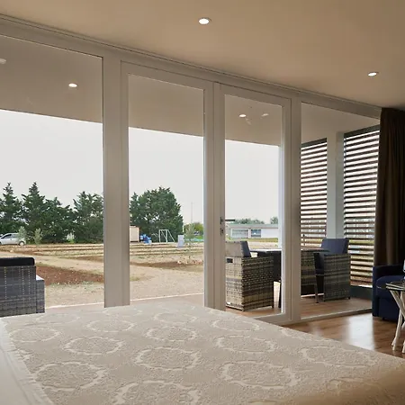 Borgo Rosso Terra 3* 加利波利