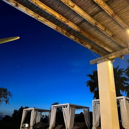 Borgo Rosso Terra Lejlighedshotel